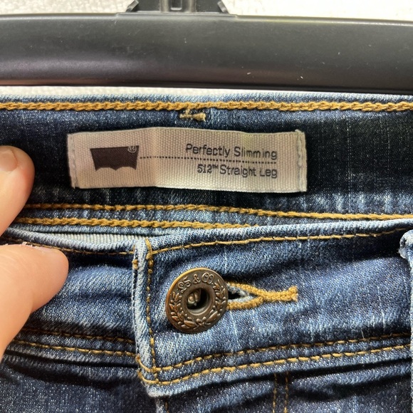 Levi’s 512 Straight Leg Perfectly Slimming Jeans Womens 8 Blue Denim 2546 - Picture 2 of 10